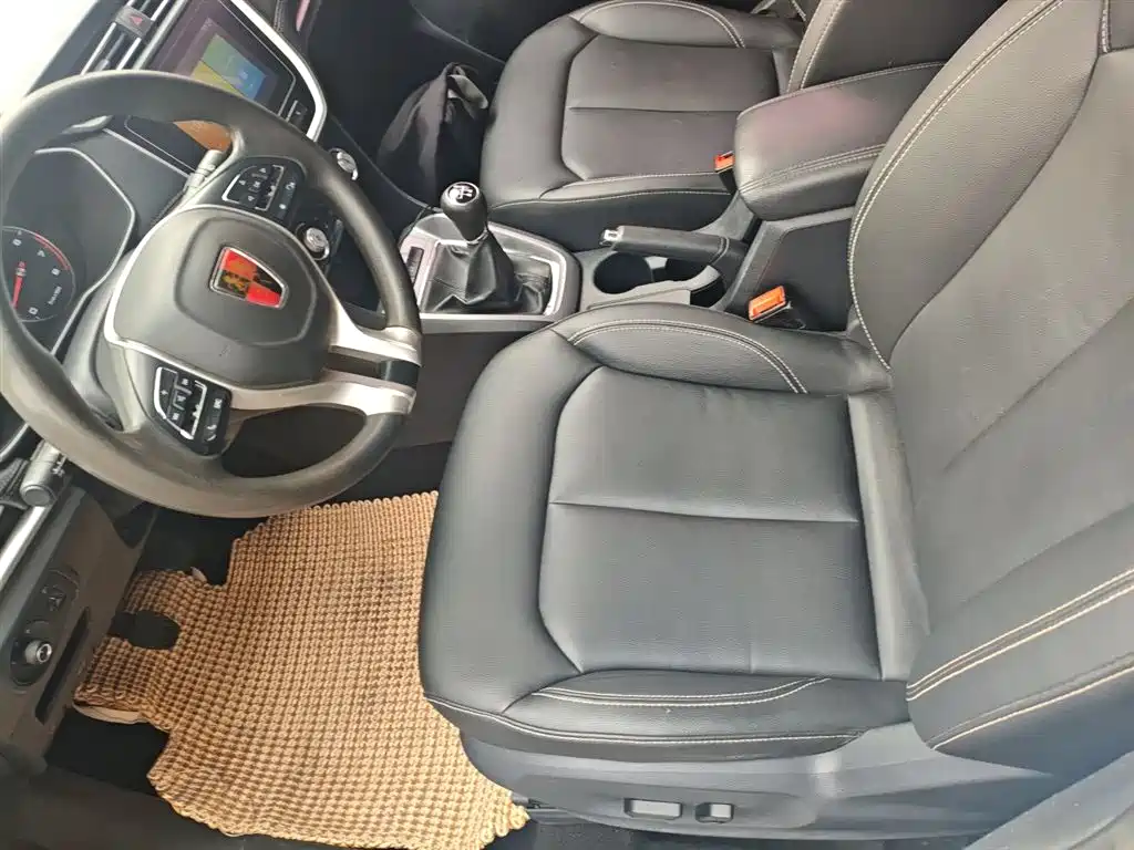Roewe RX3 荣威RX3 2018款 1.6 L 手动旗舰版