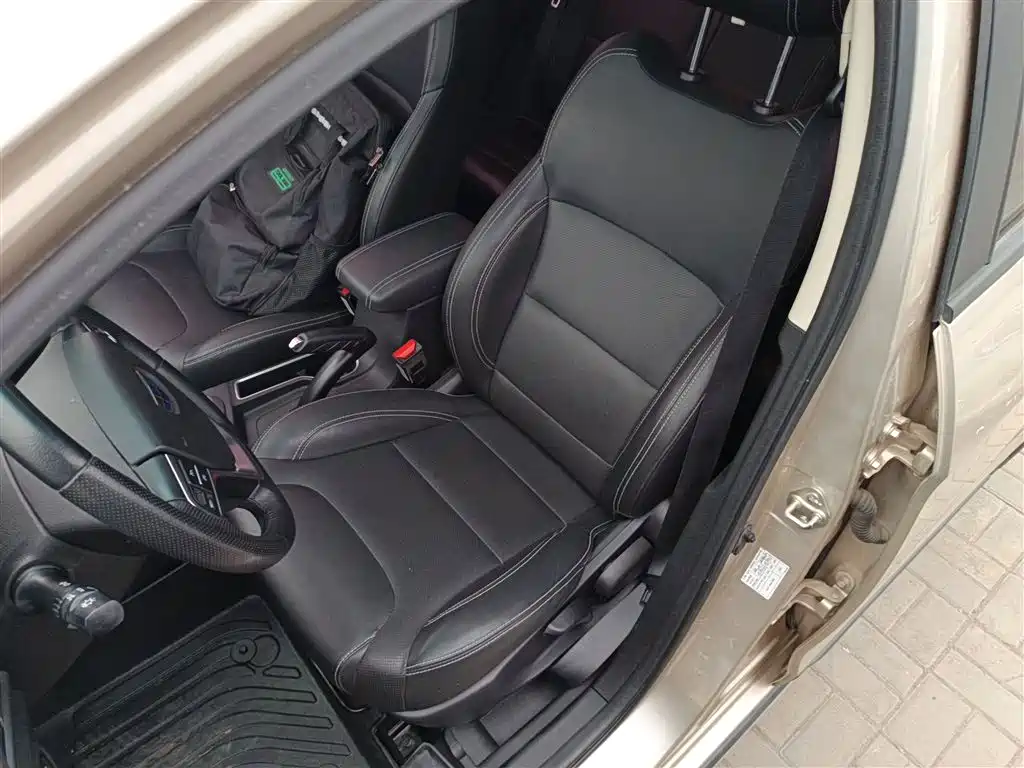 Vision X3 1.5 L Manual Distinguished