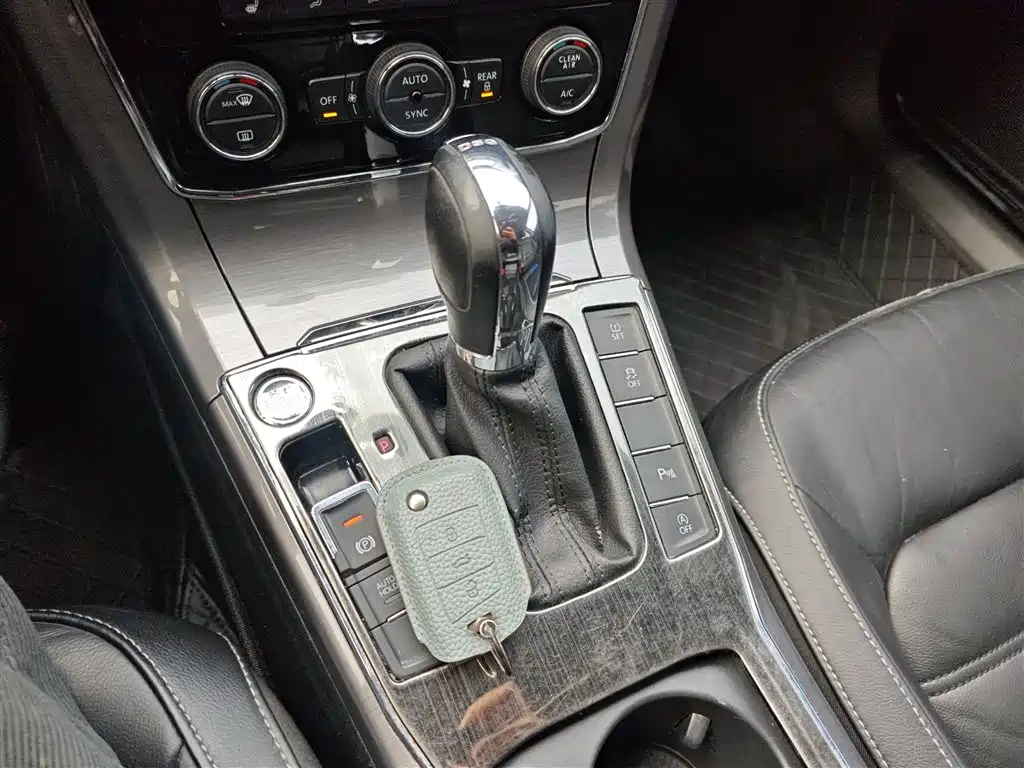Passat 330 TSI DSG Honored