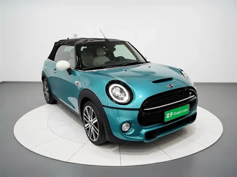MINI 2.0 T COOPER S CABRIO Artist