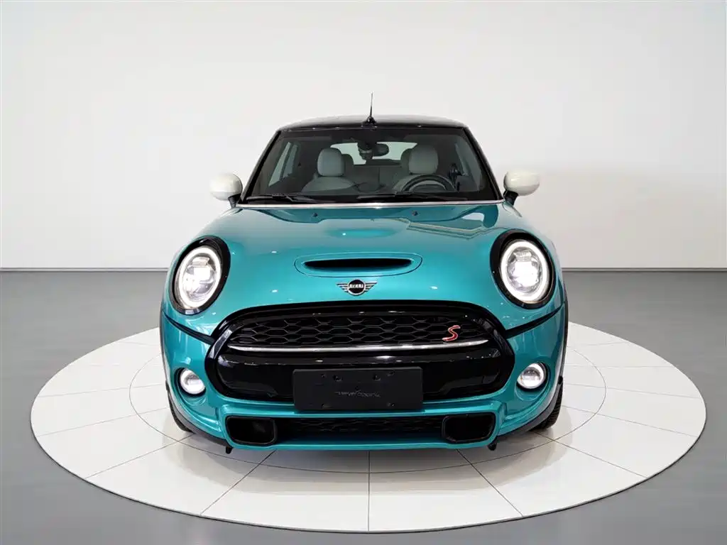 MINI 2.0 T COOPER S CABRIO Artist