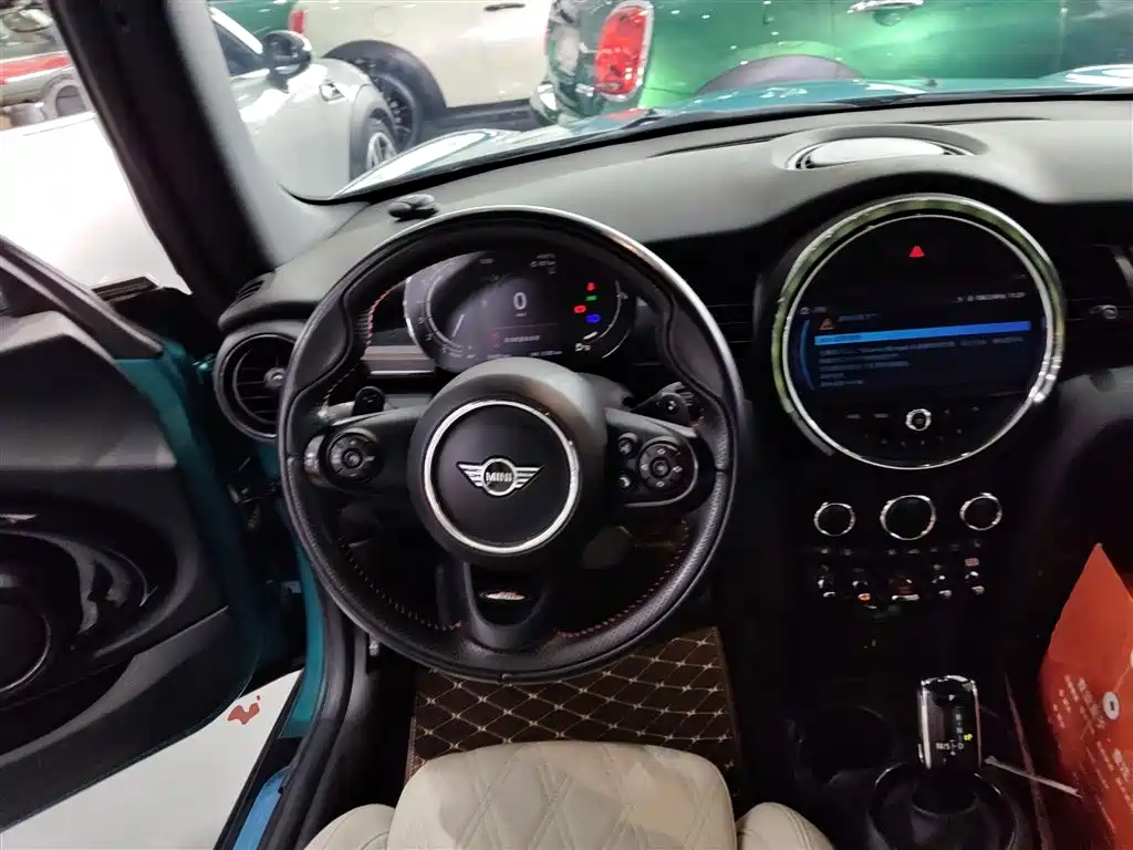 MINI 2.0 T COOPER S CABRIO Artist