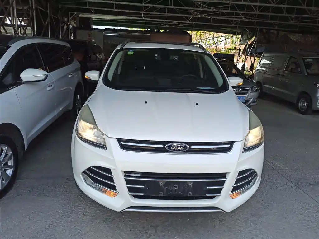 Kuga 1.5 L GTDi 2 WD Style