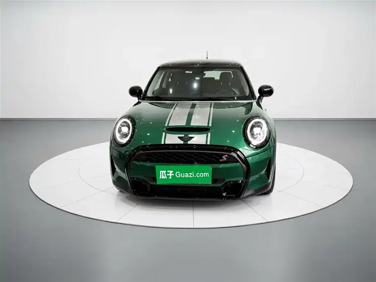 MINI 2.0 T COOPER S Artist