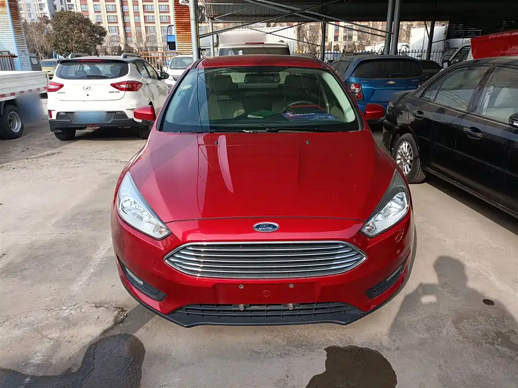 Focus Sedan 1.6 L Auto Comfort Smart Travel