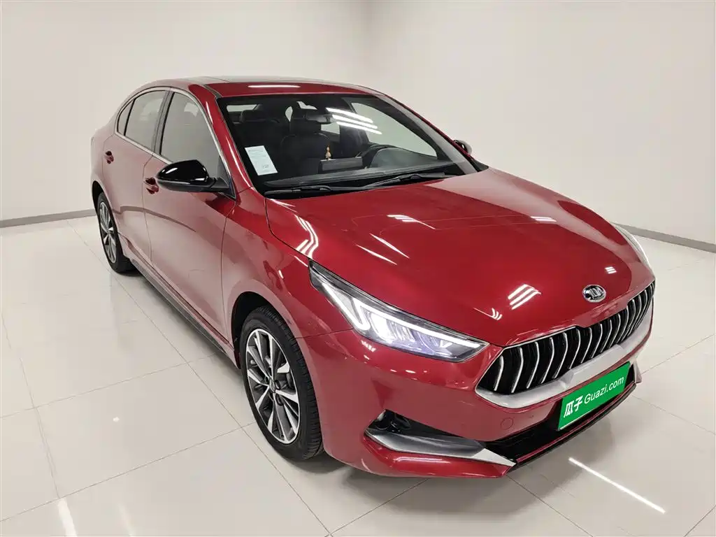 Kia K3 1.4 T DCT GT-Line Smart Enjoyment Sport
