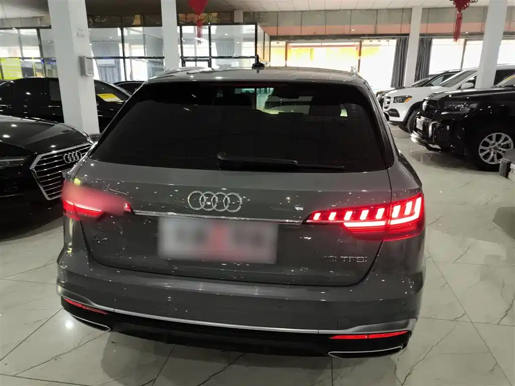 Audi A4 (Import) Avant Pioneer 40 TFSI Fashion Dynamic