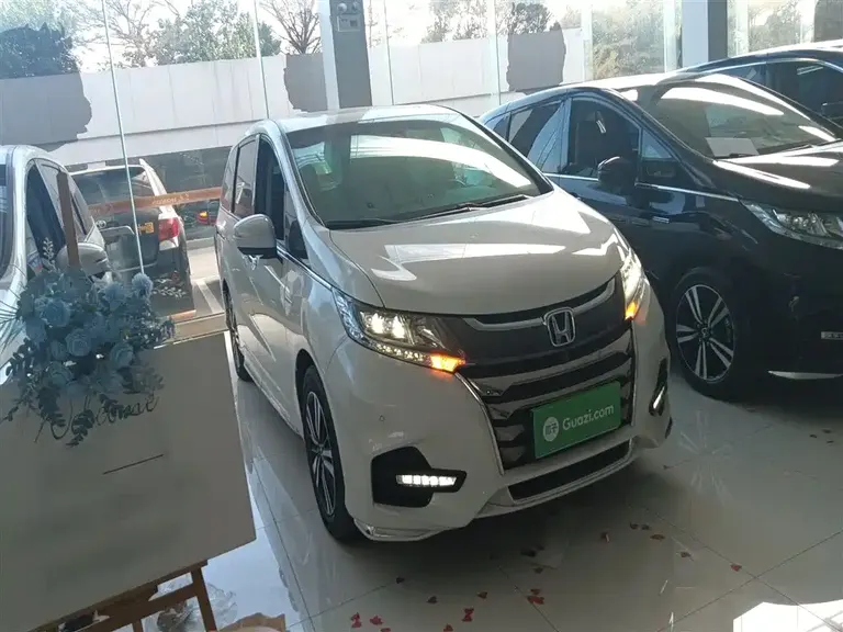 Honda Odyssey 2.0 L Sharp· Supreme