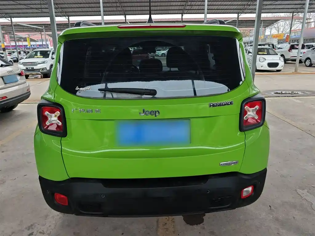 Renegade Connected Large Screen 180 T Auto High Energy