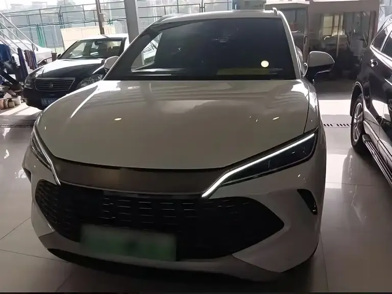 BYD Song L DM-i 112 km Transcend