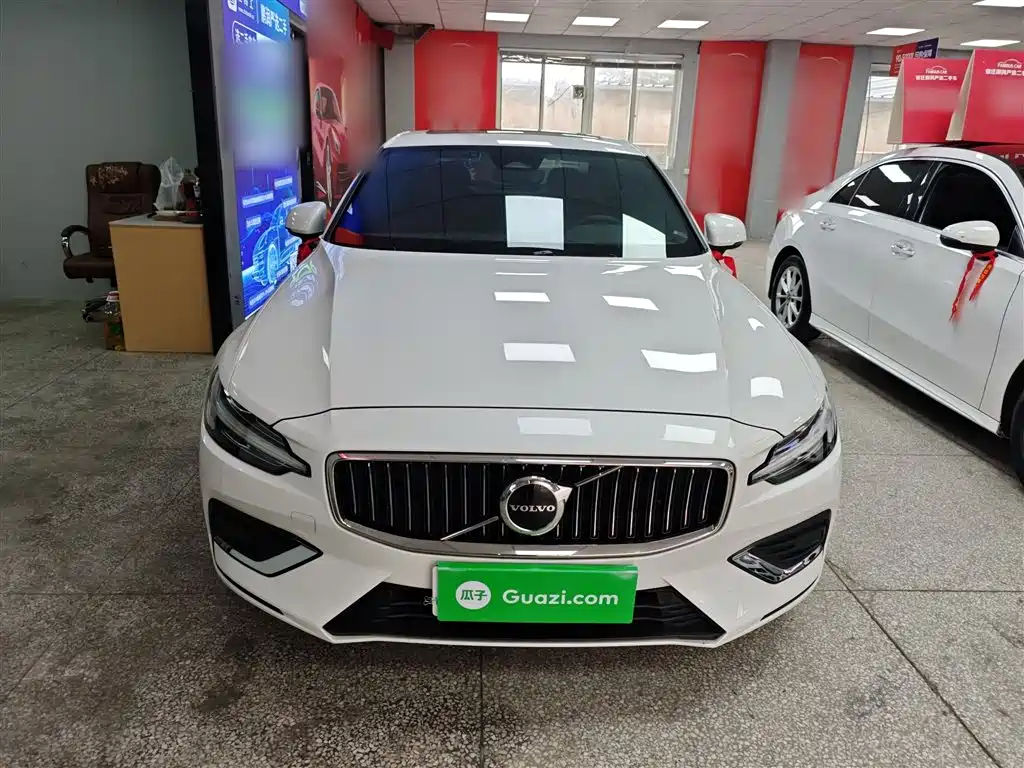 Volvo S60 B4 Smart Vision Luxury
