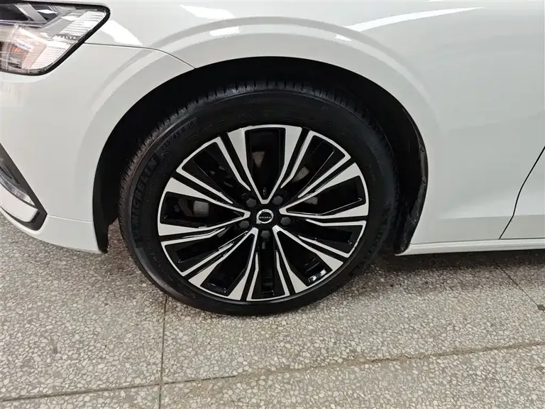 Volvo S60 B4 Smart Vision Luxury