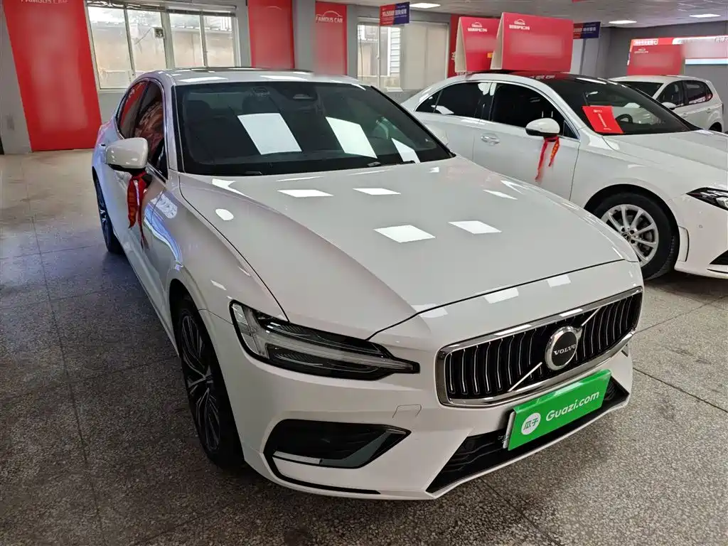 Volvo S60 B4 Smart Vision Luxury