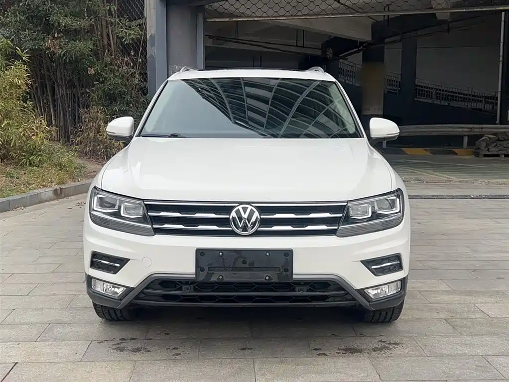 Tiguan L 330 TSI Auto 2 WD Smart Motion Luxury CN-V
