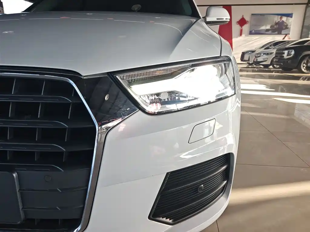 Audi Q3 35 TFSI Fashion