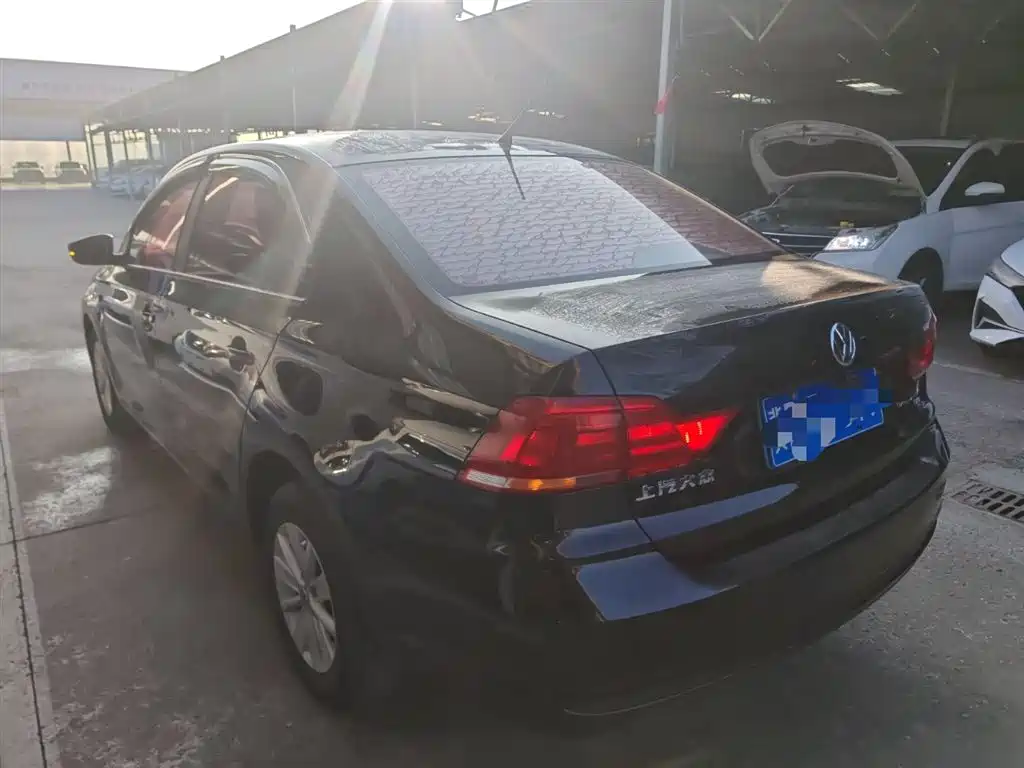 Santana 1.6 L Manual Style
