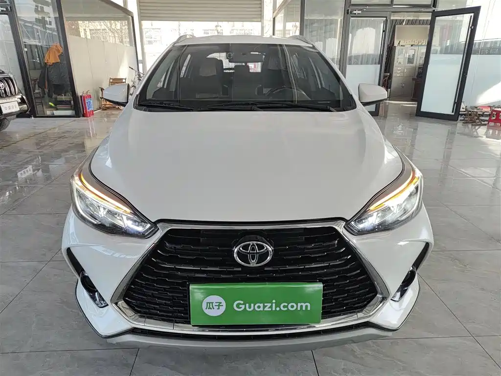 YARiS L Zhixuan Zhixuan X 1.5 L CVT Leading