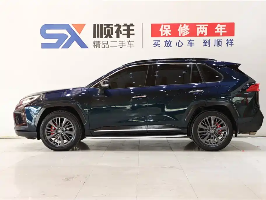 Wildlander 2.0 L CVT 4 WD Distinguished