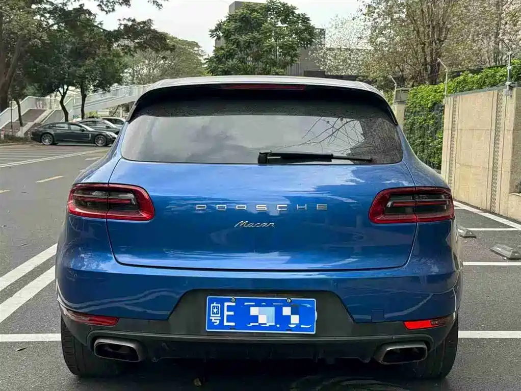 Macan Macan 2.0 T