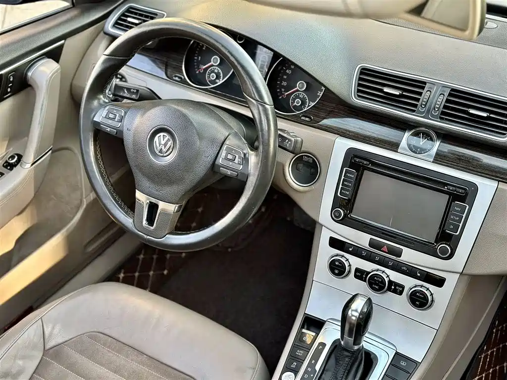 Magotan 1.8 TSI Distinguished