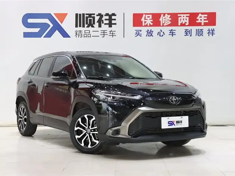 Toyota Frontlander 2.0 L CVT Luxury