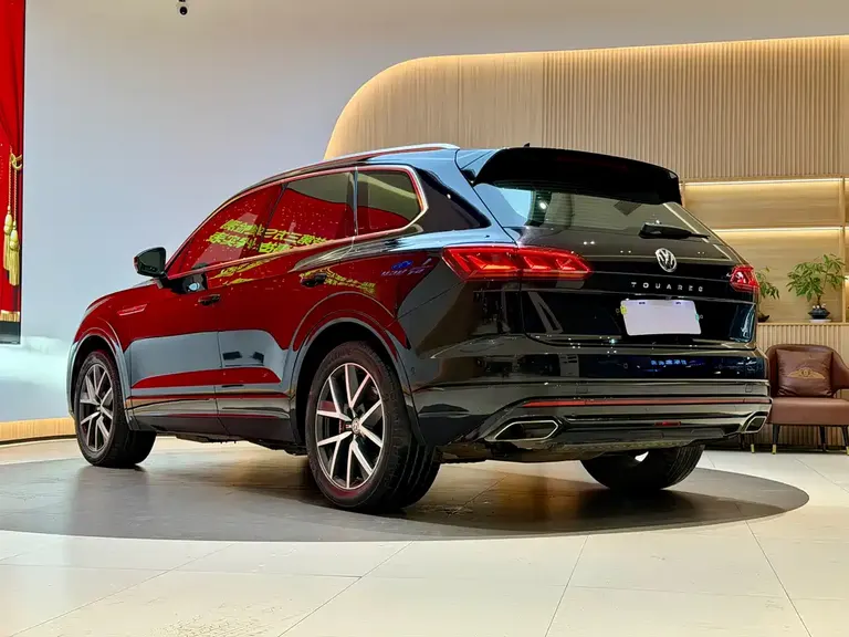 Volkswagen Touareg 3.0 TSI Sharp Enjoyment CN-VI