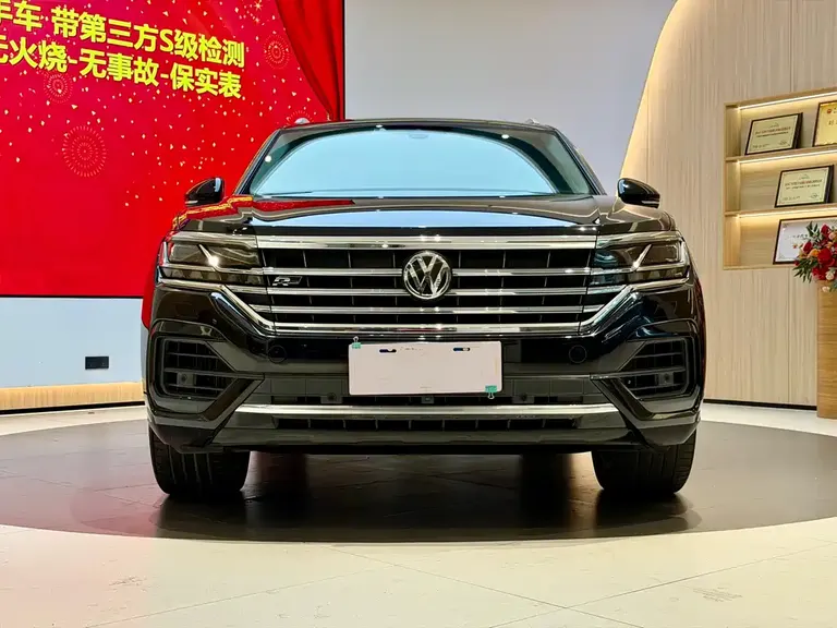 Volkswagen Touareg 3.0 TSI Sharp Enjoyment CN-VI