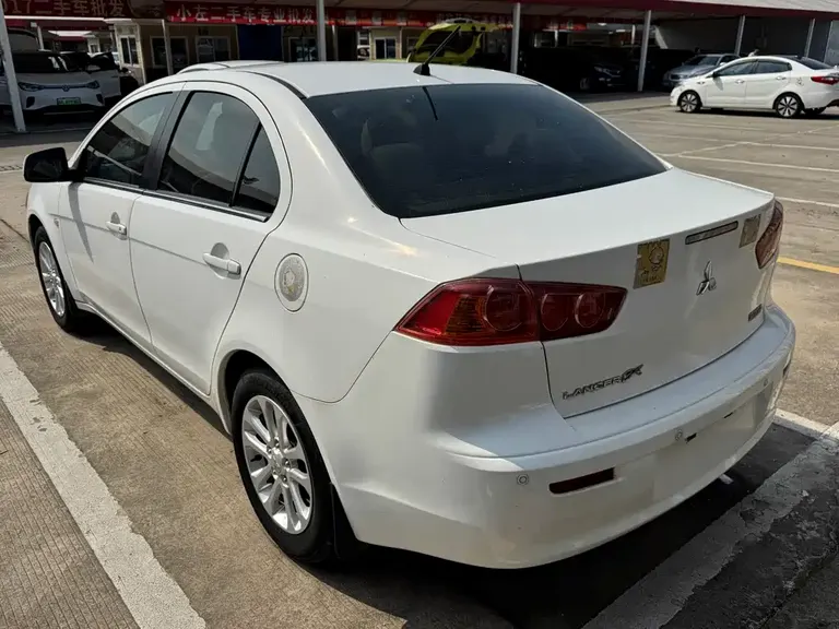 Mitsubishi Lancer EX Zhishang 1.8 L Manual Luxury