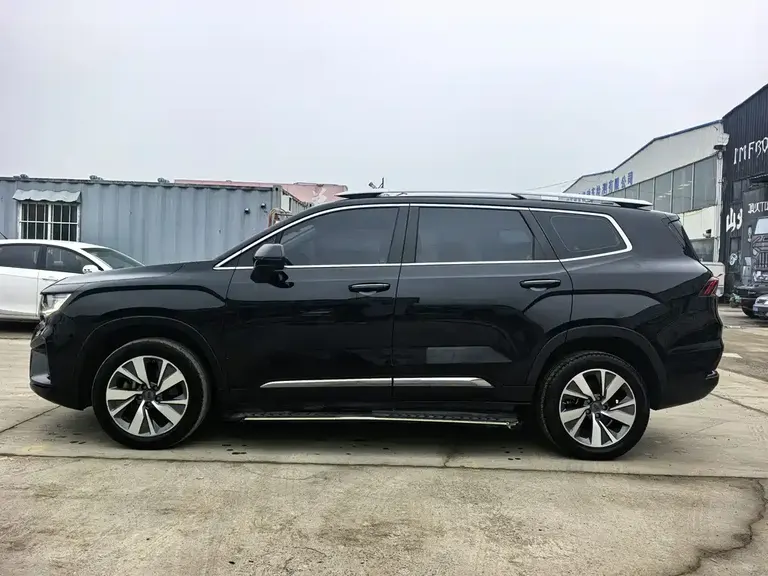 Geely Haoyue 1.8 TD DCT Luxury 7-seat
