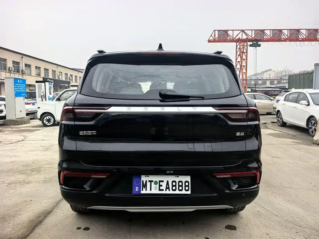 Haoyue 1.8 TD DCT Luxury 7-seat