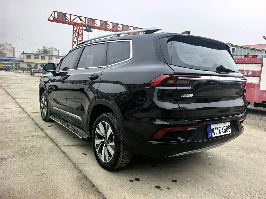 Haoyue 1.8 TD DCT Luxury 7-seat