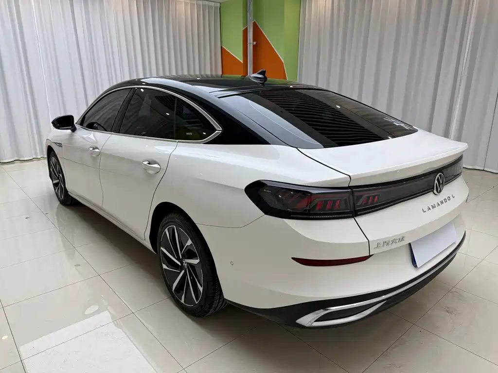 Lamando Lamando L 280 TSI DSG Super Hot Flagship