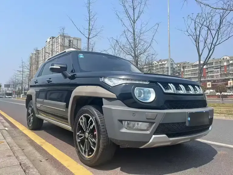 Baic Beijing Offroad BJ20 1.5 T CVT Luxury
