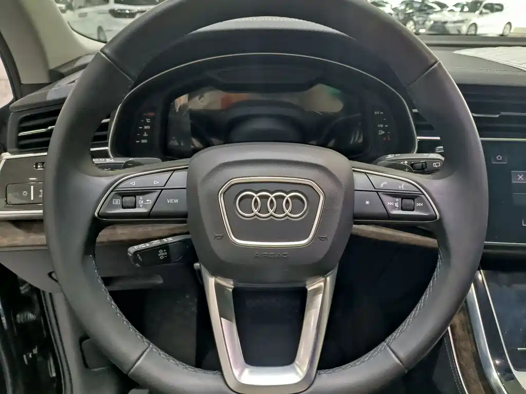 Audi Q7 45 TFSI quattro S line Sport