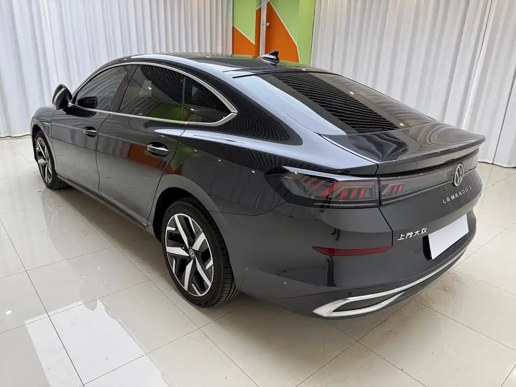 Lamando Lamando L 280 TSI DSG Spicy Cool