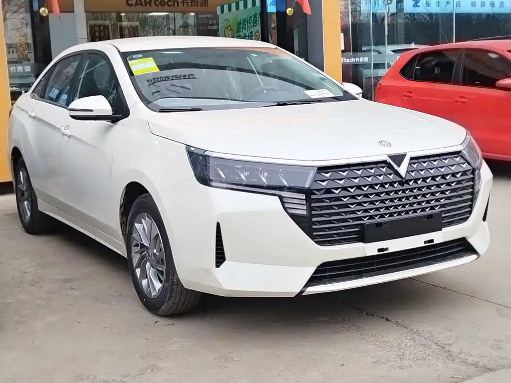 Venucia D60 启辰D60 2023款 PLUS 1.6 L XE CVT潮领版