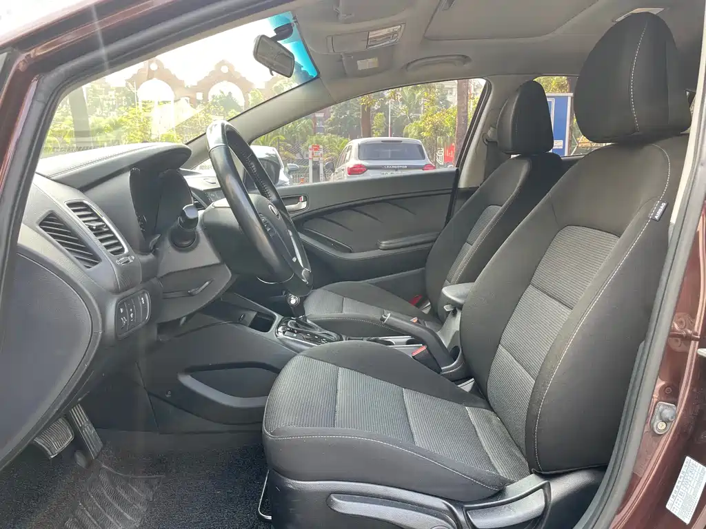 Kia K3 1.6 L Auto GLS