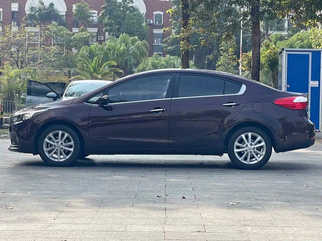 Kia K3 1.6 L Auto GLS