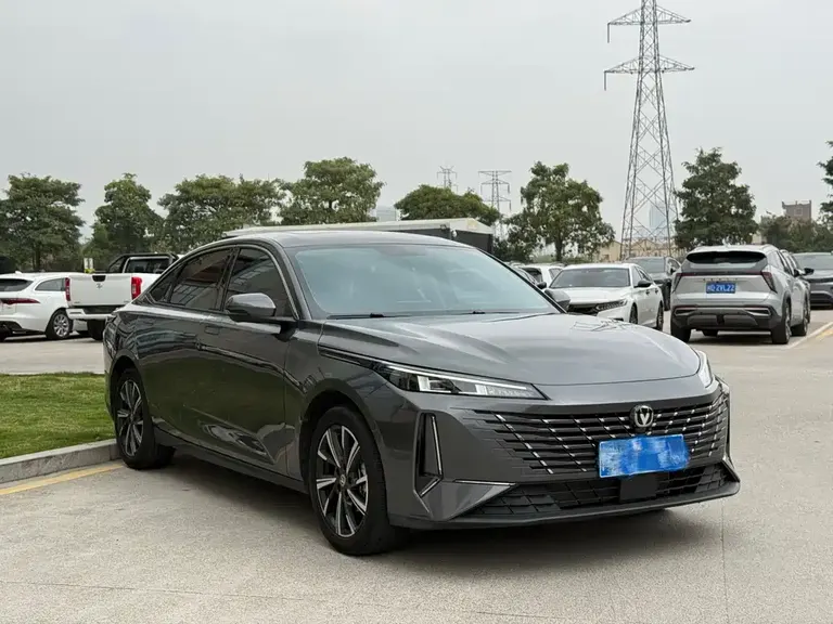 Changan Eado 1.5 T GDI Auto Distinguished