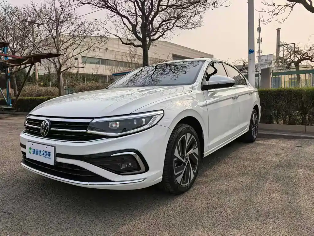 Bora 200 TSI DSG Joy Travel PRO
