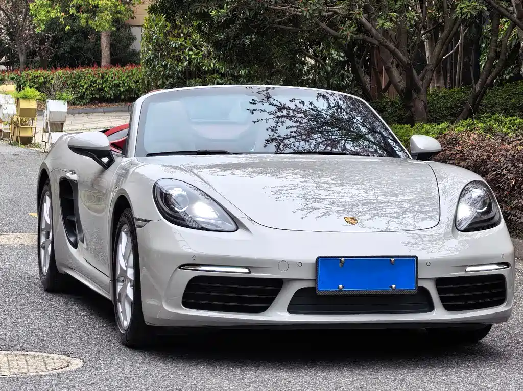 Porsche 718 Boxster 2.0 T