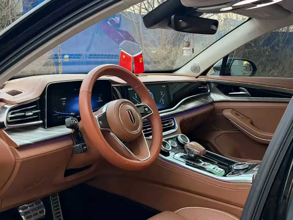 Hongqi H9 2.0 T Connected Flagship Enjoyment