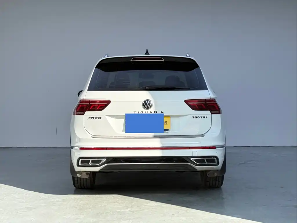 Tiguan L Outstanding 330 TSI Auto 2 WD R-Line Dragon Shine