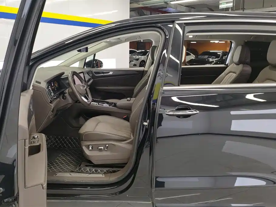 Viloran 380 TSI Supreme Speed