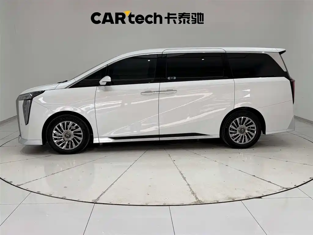 GAC Trumpchi M8 Grandmaster Series 400 T Flagship