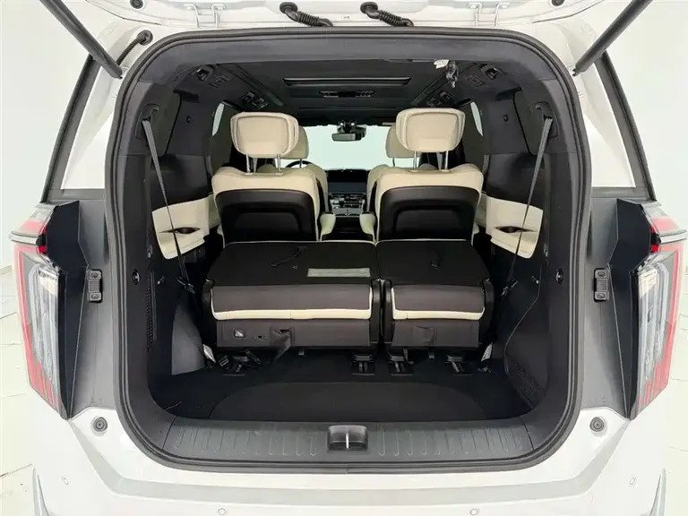 GAC Trumpchi M8 Grandmaster Series 400 T Flagship