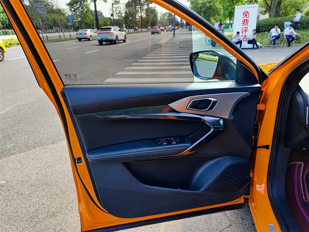 MG ONE α- Digital Smart Sport Series 1.5 T Standard