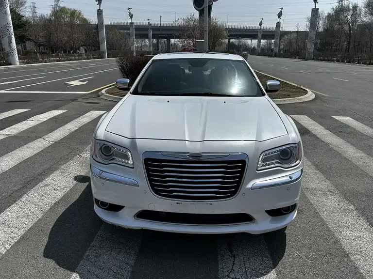 Chrysler 300 C (Import) 3.6 L Supreme Comfort