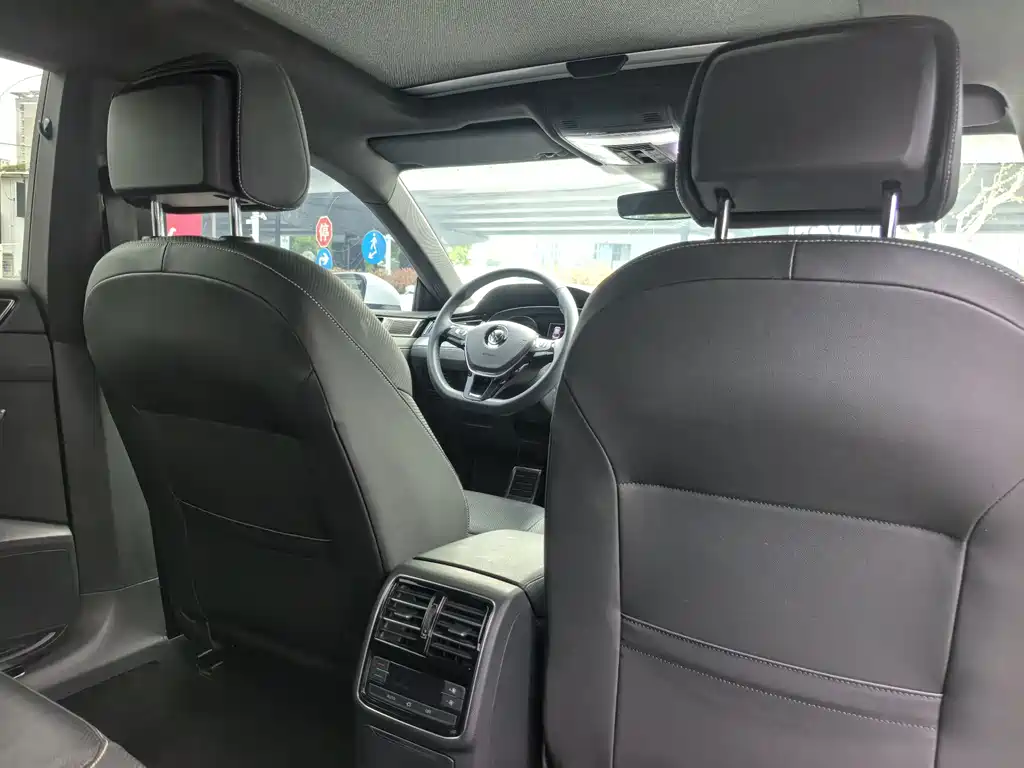 VW CC 330 TSI Charm Face CN-VI