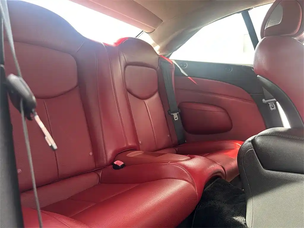 Infiniti G Series 英菲尼迪G系 2010款 G37 硬顶敞篷紫檀木版